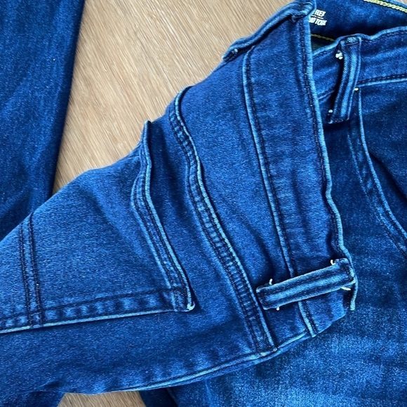 Cat & Jack Skinny Jeans - Picture 3 of 3